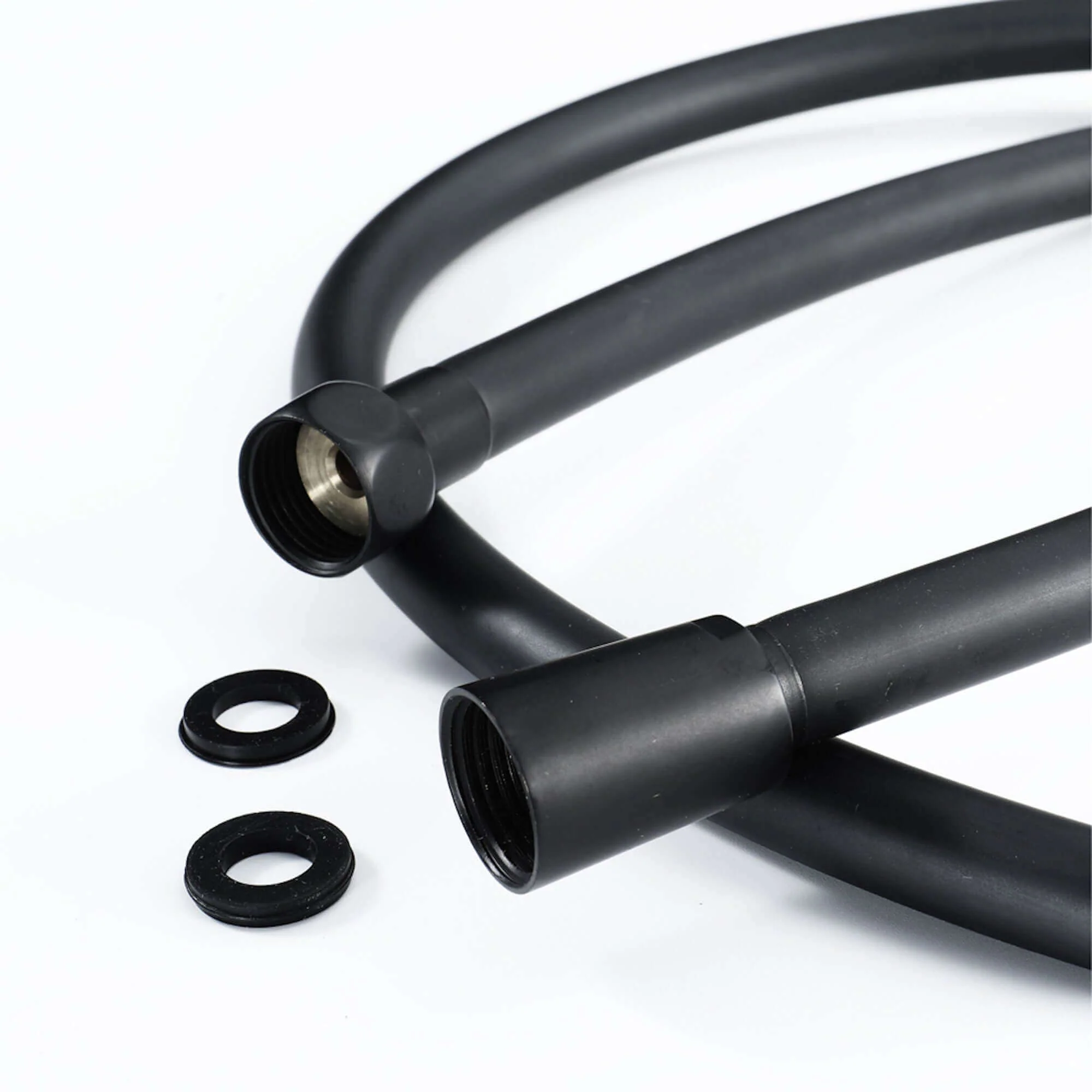 Contemporary 3 Function Hand Shower Kit Incl. Hose And Wall Bracket With Outlet - Black - Image 4