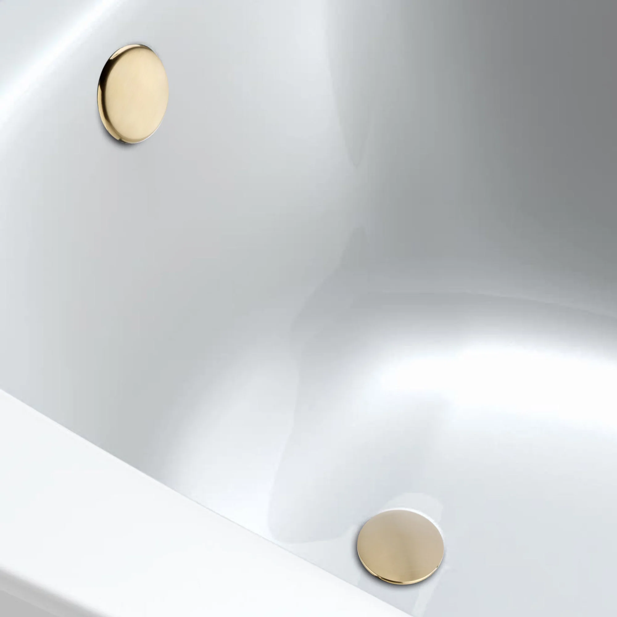 Plaza bundle incl. bath shower mixer tap with dual riser rail, basin mixer, bath and basin wastes - brushed brass - Image 5